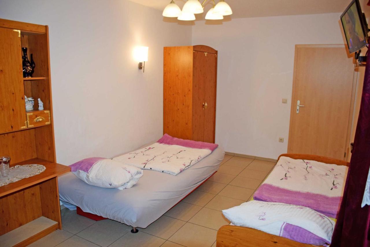 Ferienwohnung/ Ferienzimmer Asche Aschersleben Eksteriør billede
