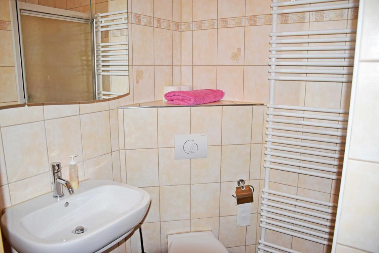 Ferienwohnung/ Ferienzimmer Asche Aschersleben Eksteriør billede