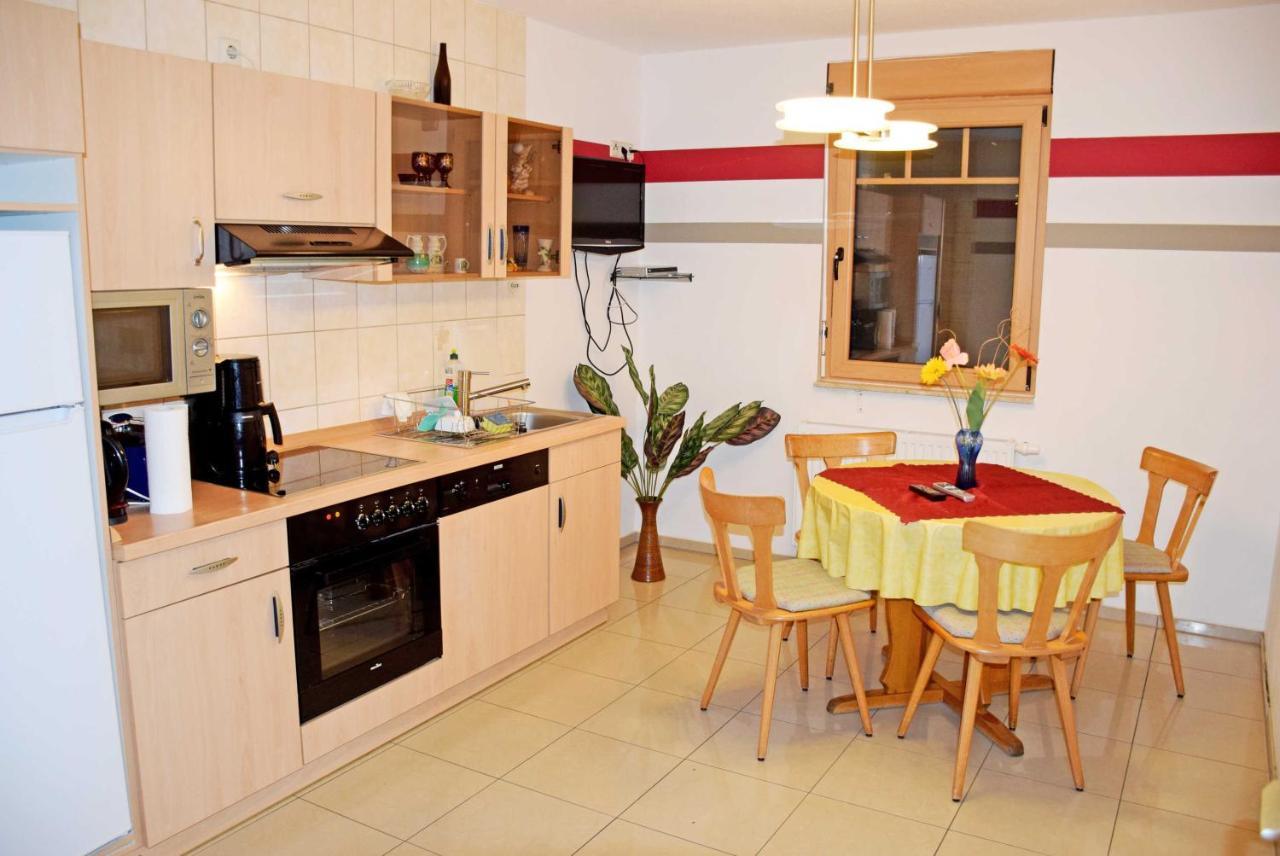 Ferienwohnung/ Ferienzimmer Asche Aschersleben Eksteriør billede